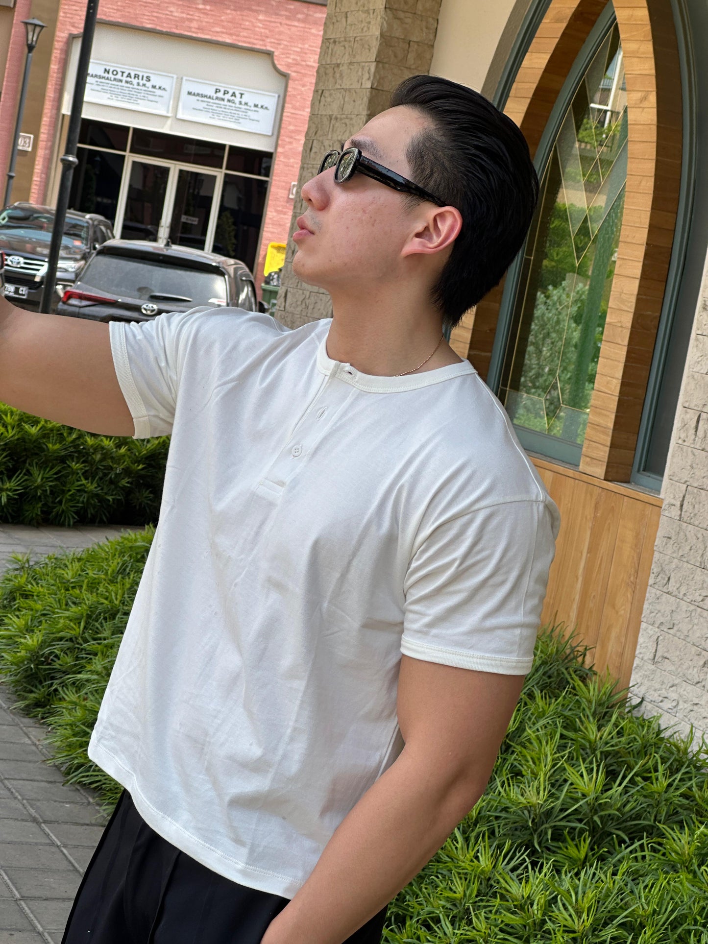 RUDEBASIC - Dennys Longsleeve Henley | Light weight cotton | henley pria | henley putih