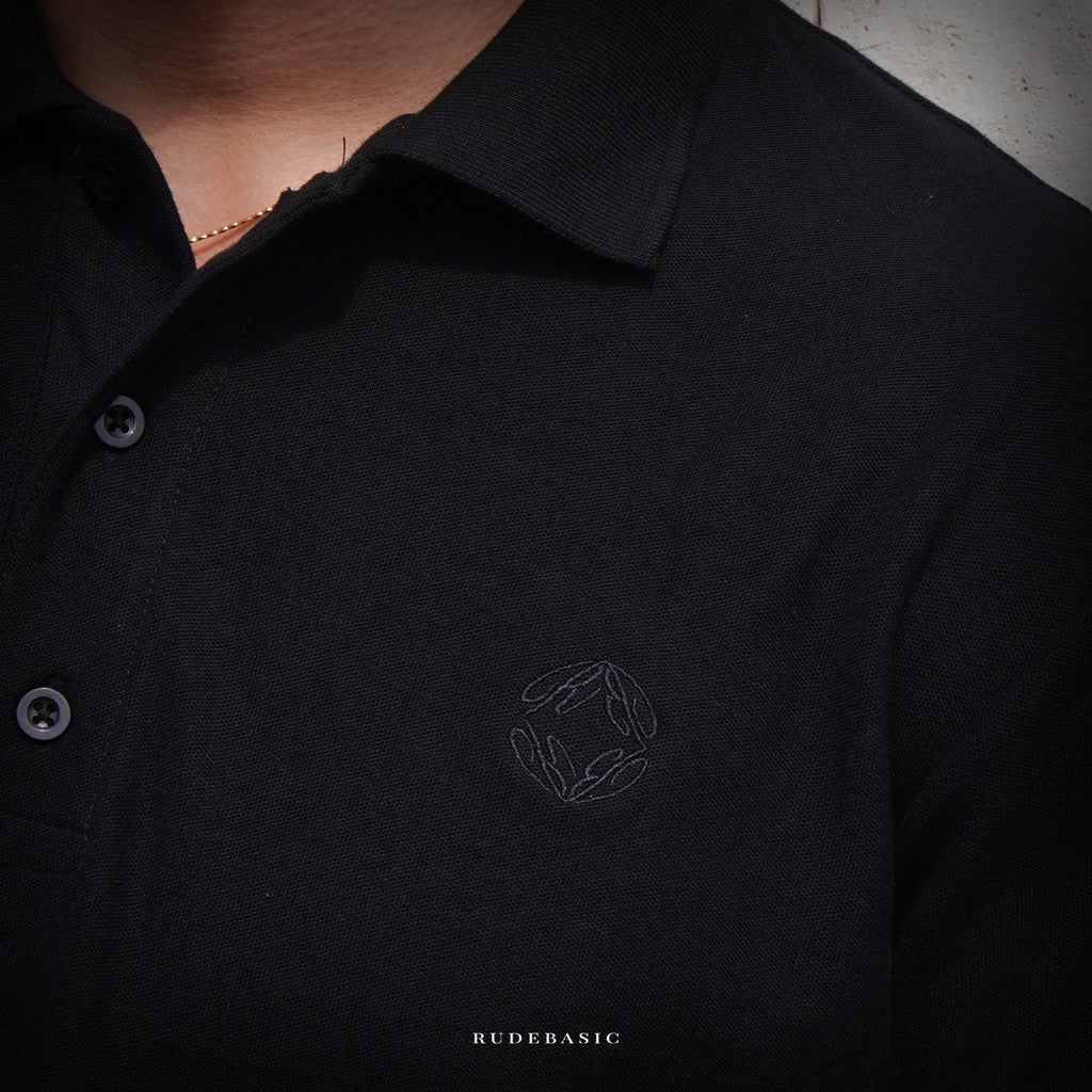 RUDEBASIC - Essential Monogram Boxy Polo | Polo Pria | Polo Simple